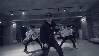 国产免费的三级视频,揭秘激情燃烧的瞬间