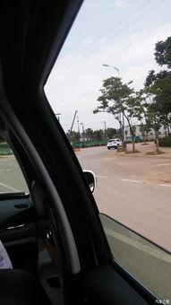 高考父亲开国产车视频,父亲开国产车接送子女，彰显民族自豪