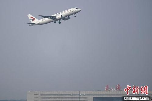 国产大飞机起飞上海视频,上海见证历史性起飞瞬间