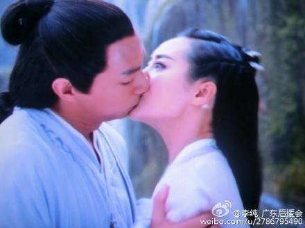 国产剧配角吻戏视频片段,揭秘配角吻戏幕后瞬间